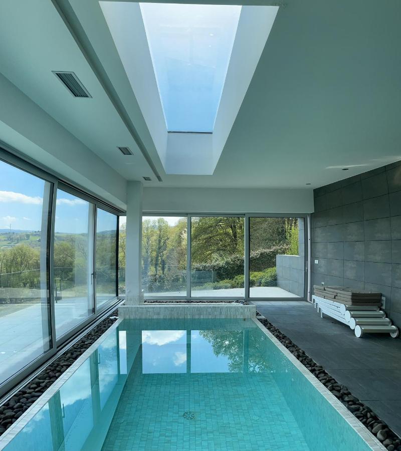 Tres Prismas Exclusive Villa Sarria Exterior foto