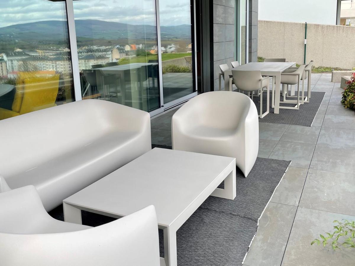 Tres Prismas Exclusive Villa Sarria Exterior foto